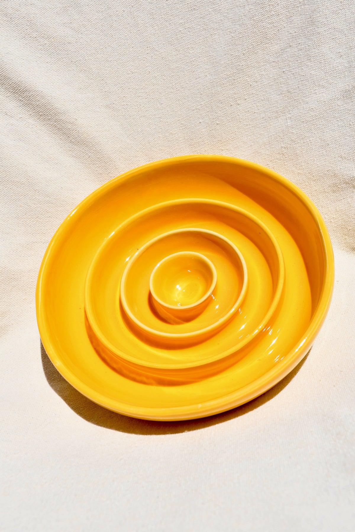 Slow Feeder - Yellow